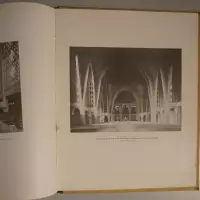 Kerkbouwkunst (met een inleidende rede Gotiek en Modern door Henry Van de Velde)
